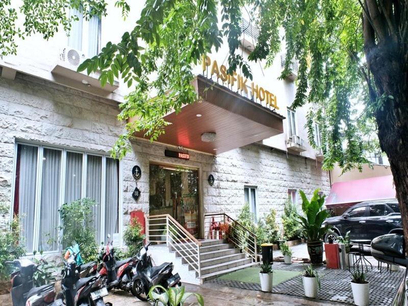 Pasifik Hotel جاكرتا المظهر الخارجي الصورة